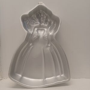 1992 Wilton Mattell Barbie Cake Pan 2105-2551 Doll Partie Birthday Kids